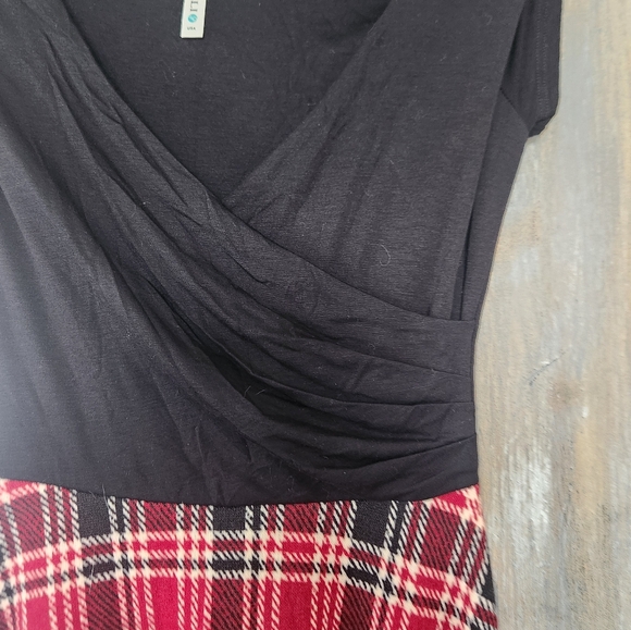 Gilli dress - Picture 2 of 5